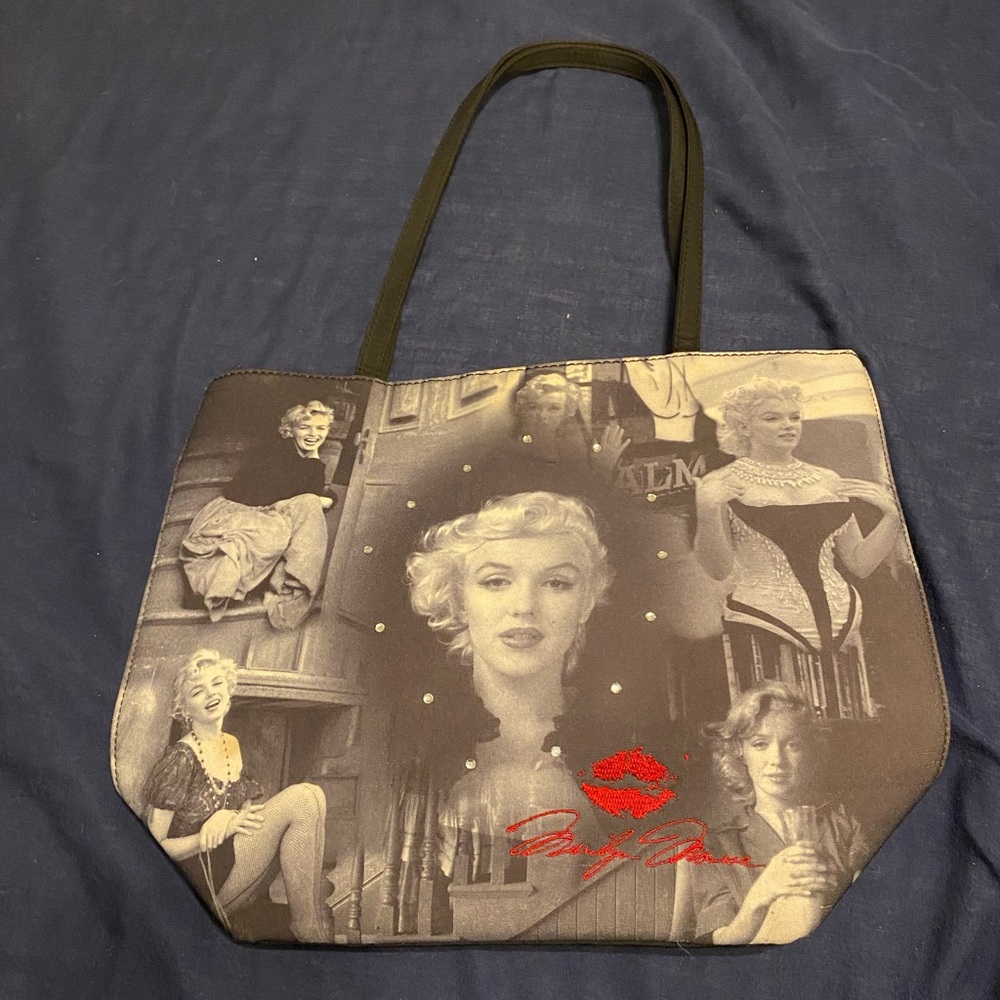Marylin Monroe tote bag in amazing condition just sitting in my closet 25 OBO